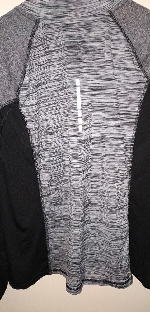 Avia running jacket! - Picture 6 of 7